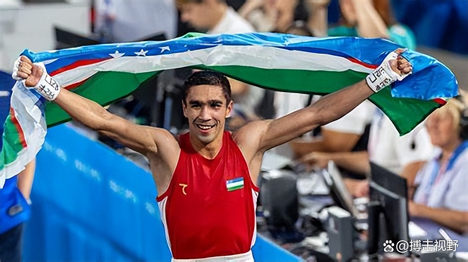 俄罗斯拳击队夺得金牌，壮哉我大国
